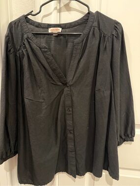 Knox Rose Black Button-Front Peasant Top